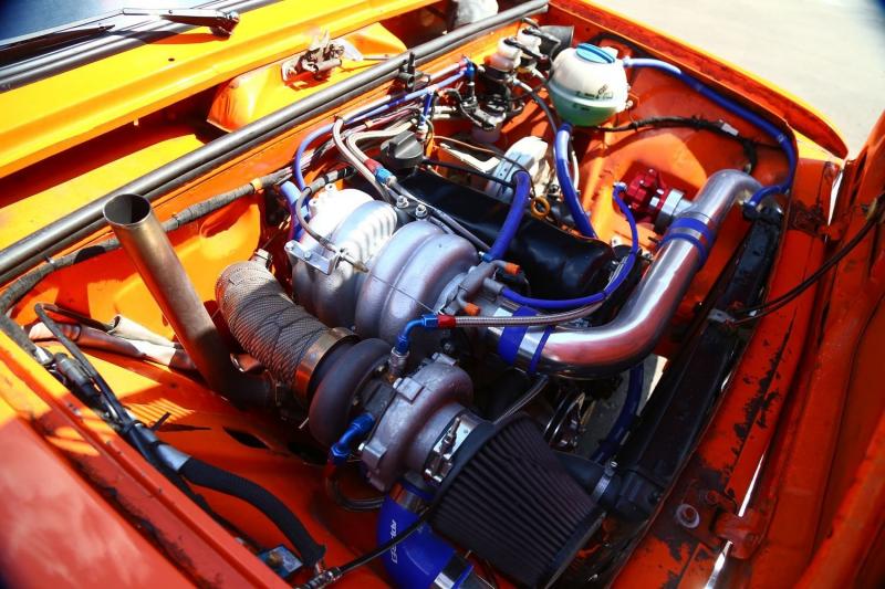 Как сделать свой УАЗ неповторимым: двигатель V8 в классике или экстремальный внедорожник