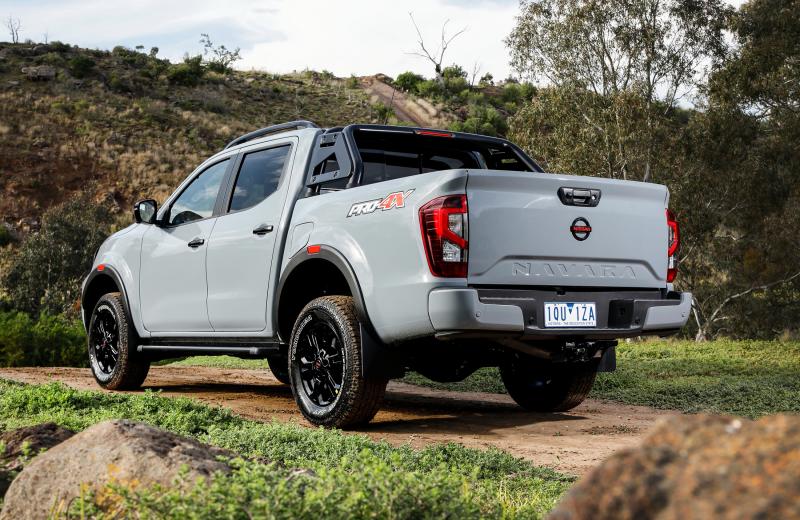 Как сесть за руль нового Nissan NP300 в 2023 году: впечатляющие возможности пикапа