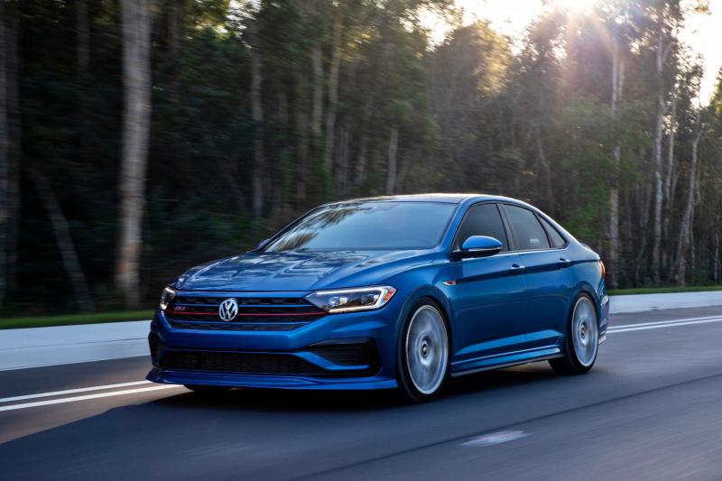 Как синий Volkswagen Jetta 2023 может стать идеальным автомобилем для вас