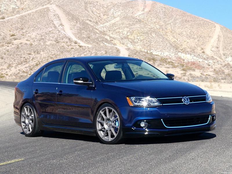 Как синий Volkswagen Jetta 2023 может стать идеальным автомобилем для вас