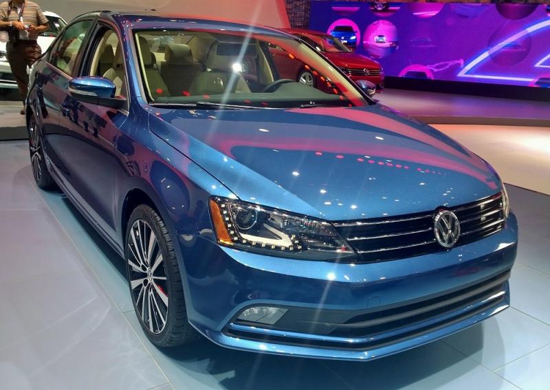 Как синий Volkswagen Jetta 2023 может стать идеальным автомобилем для вас