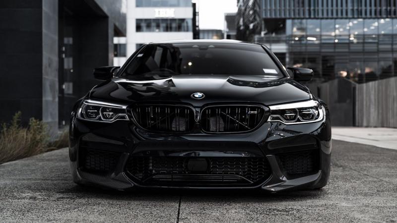 Как скачать обои на рабочий стол с BMW M5 F90: погрузитесь в мир скорости