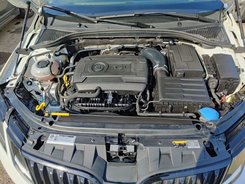 Как Skoda Octavia RS 2023 удивит своими возможностями. Мощность под капотом