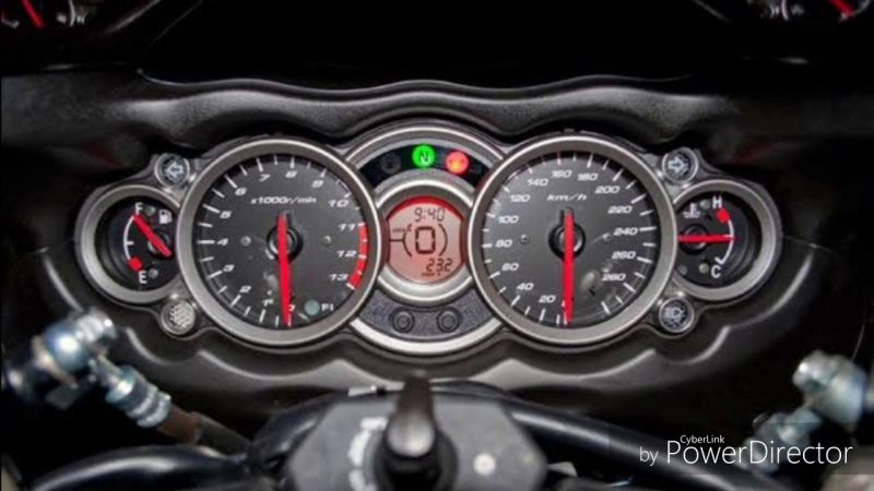 Как Suzuki Hayabusa захватывает дух скоростью и мощью