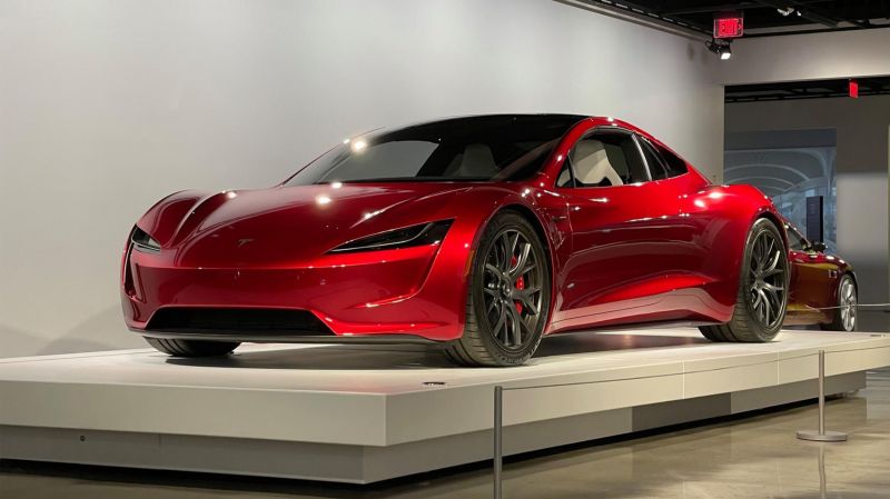 Как Tesla Roadster 2023 может стать самым быстрым электромобилем в мире