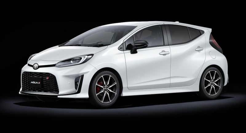 Как Toyota Aqua спортивная версия стала бестселлером на рынке: 15 советов