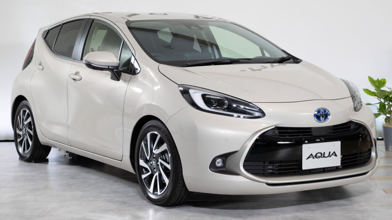 Как Toyota Aqua спортивная версия стала бестселлером на рынке: 15 советов