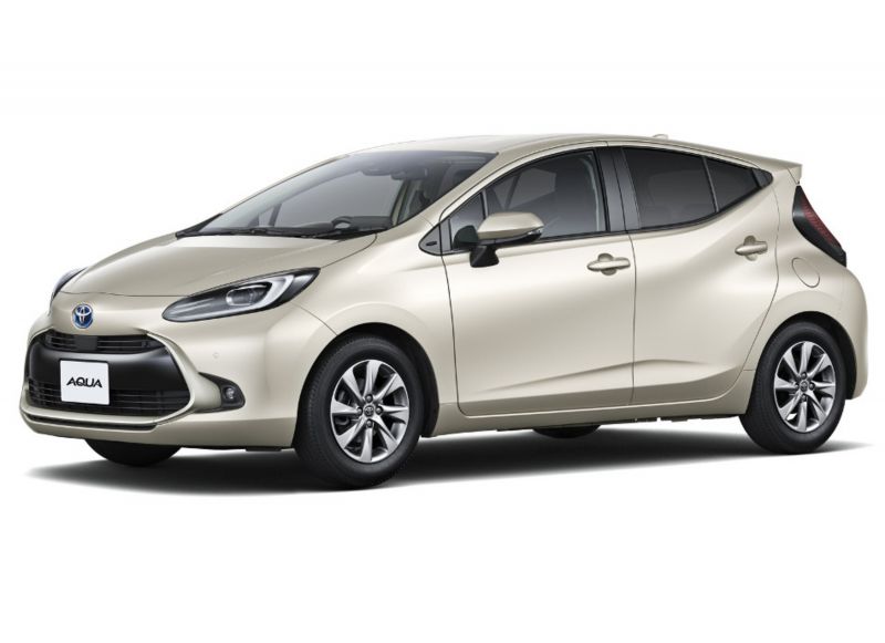 Как Toyota Aqua спортивная версия стала бестселлером на рынке: 15 советов