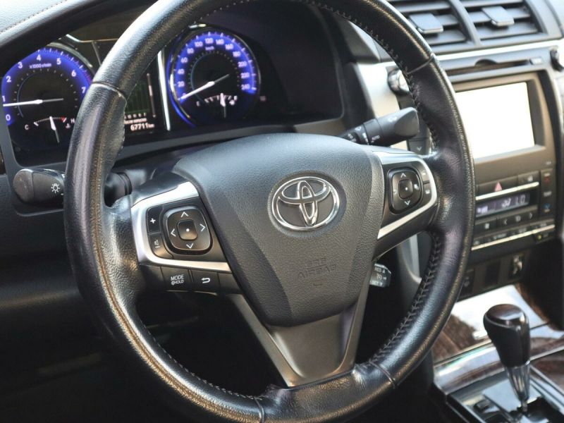 Как Toyota Camry 7 поколения может удивить вас своими возможностями