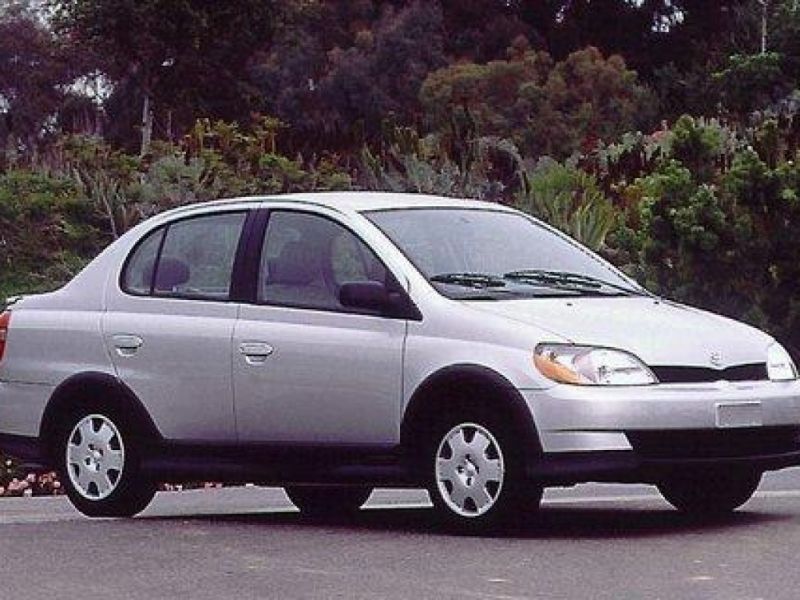 Как Toyota Echo может удивить вас своими возможностями