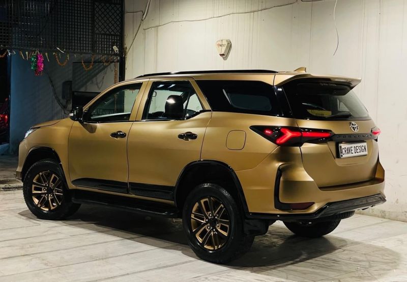 Как Toyota Fortuner 2023 года может удивить своими возможностями и инновационными решениями