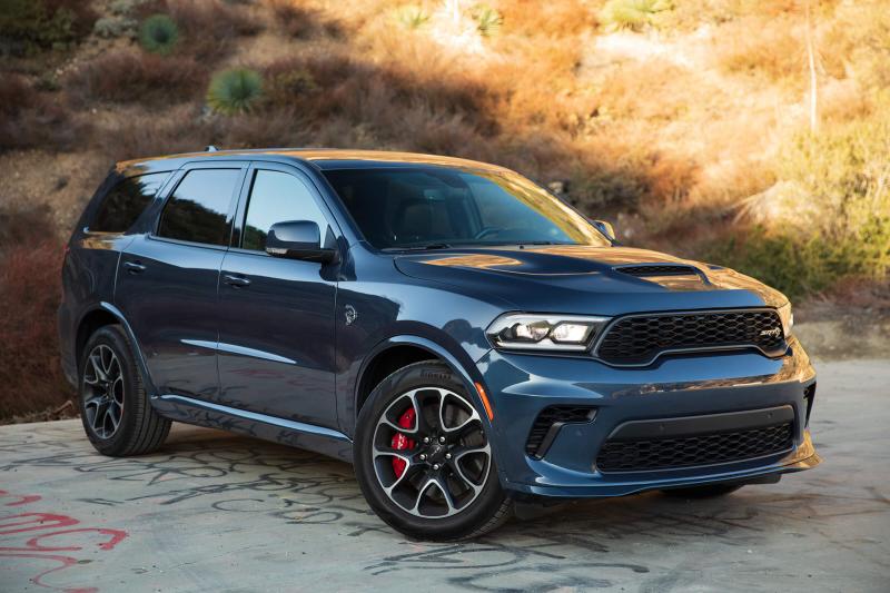 Как удивить друзей новым Dodge Durango 2023: весьма впечатляющие возможности этого автомобиля