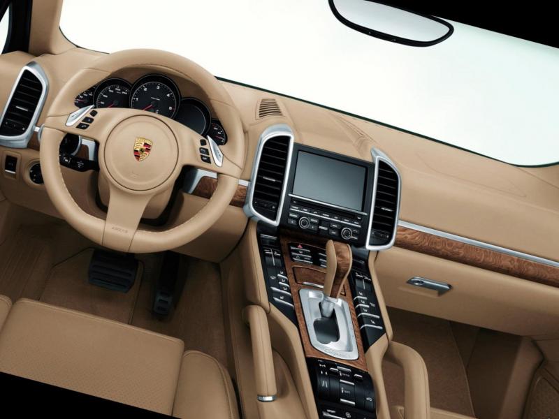 Как улучшить салон Porsche Cayenne 955 в 2023 году, чтобы получить максимальное удовольствие от вождения