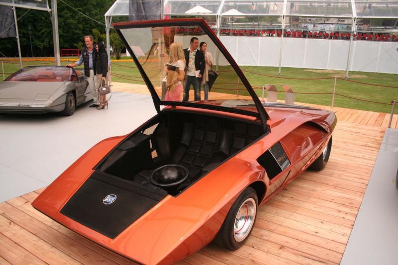 Как увлечься классическим авто Lancia Stratos Zero и не разориться. Узнайте секреты