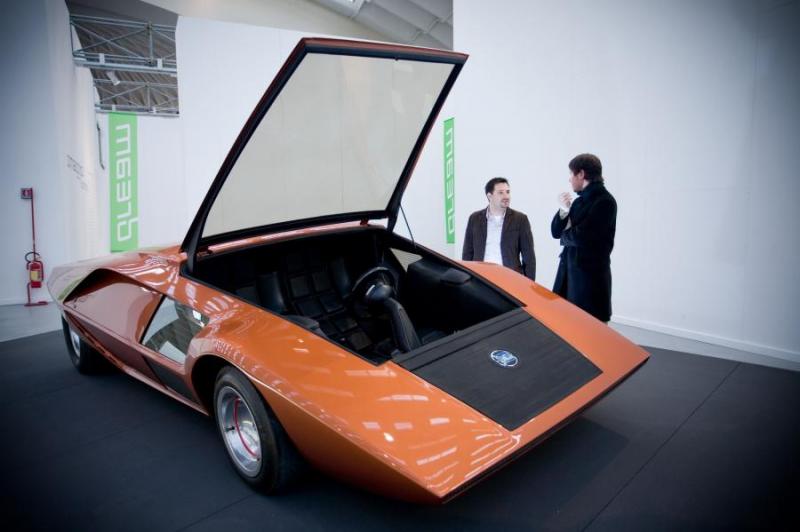 Как увлечься классическим авто Lancia Stratos Zero и не разориться. Узнайте секреты