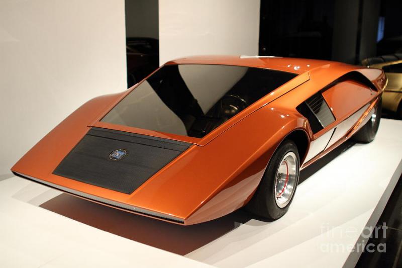 Как увлечься классическим авто Lancia Stratos Zero и не разориться. Узнайте секреты