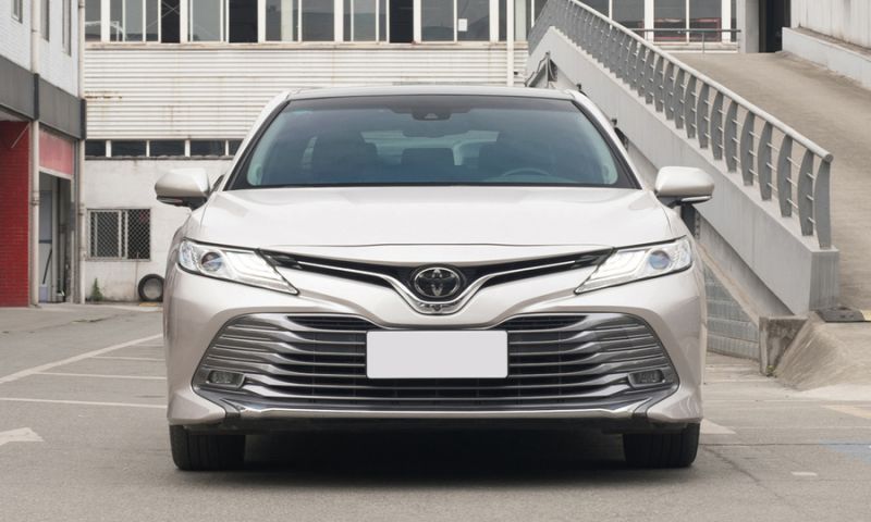 Как в 2023 году выбрать идеальный автомобиль Toyota Camry: обзор моделей 50 и 55 кузовов
