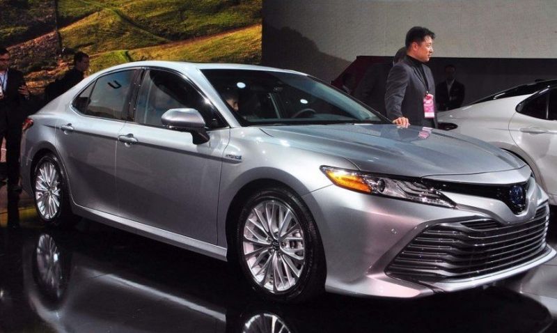 Как в 2023 году выбрать идеальный автомобиль Toyota Camry: обзор моделей 50 и 55 кузовов