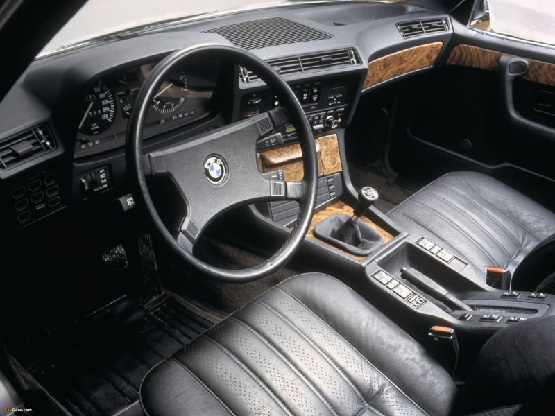 Как вдохновиться техническими решениями в классическом автомобиле BMW 7 серии E23