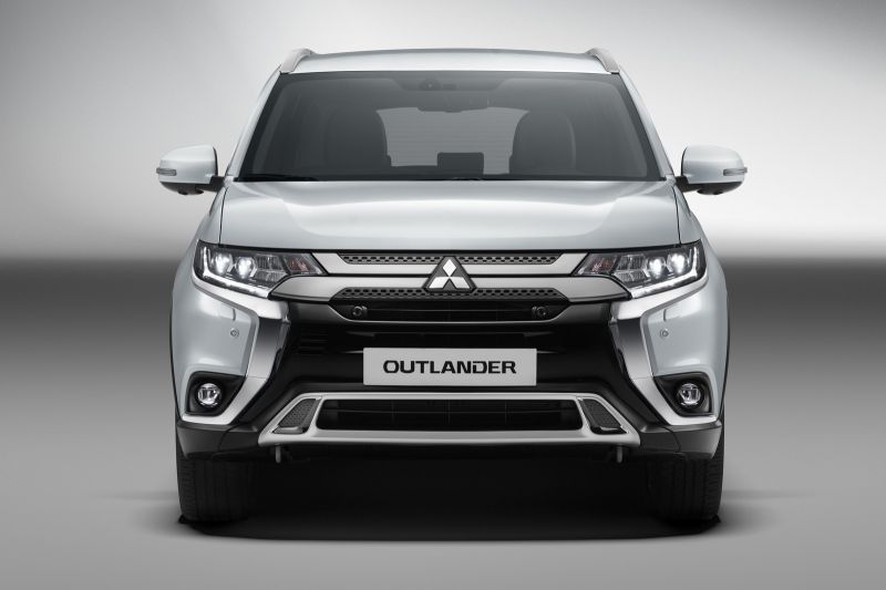 Как владельцы оценивают Mitsubishi Outlander XL 2023: 15 важных нюансов, о которых стоит знать