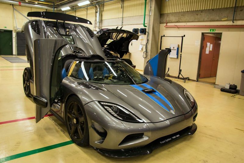 Как водиться на экзотическом авто Koenigsegg Agera S, чтобы испытать: плавность и мощь