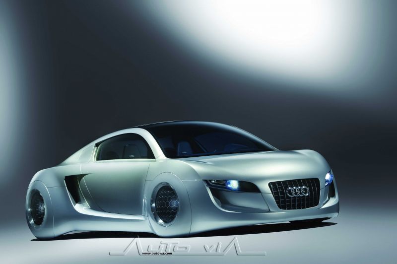 Как воплотить футуристическую мечту из фильма "Я робот": экстерьерные решения автомобиля Audi RSQ увлекут любителя автодизайна