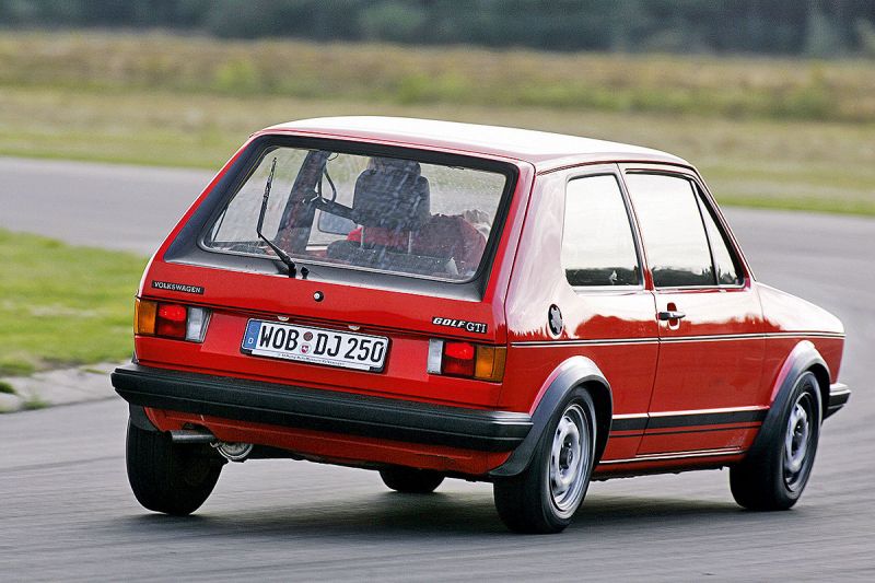 Как VW Golf 1998 года выпуска стал легендарным автомобилем: 15 шагов к успеху