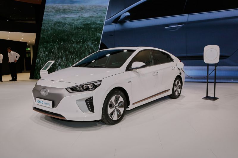 Как выбрать и купить электромобиль Hyundai Ioniq в России: выгодная покупка