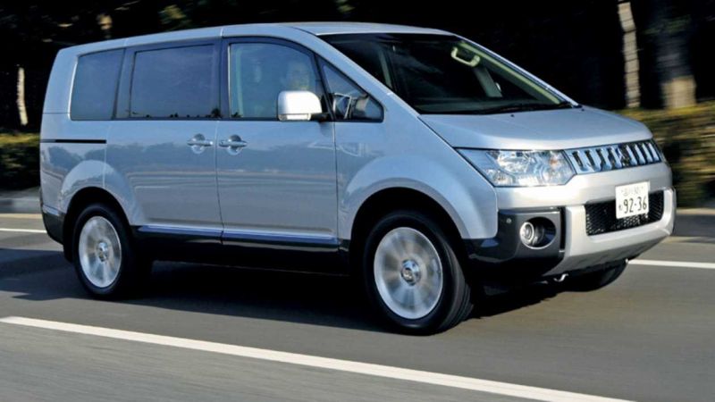 Как выбрать и купить микроавтобус Mitsubishi что нужно знать про марку: внушительный модельный ряд и особенности