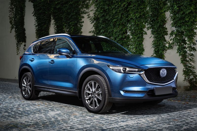 Как выбрать идеальную комплектацию Mazda CX-5 2023 не выходя из дома