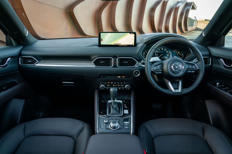 Как выбрать идеальную комплектацию Mazda CX-5 2023 не выходя из дома