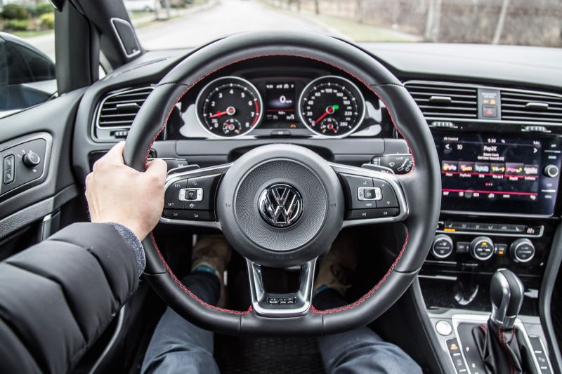 Как выбрать идеальную комплектацию Volkswagen Golf 7, чтобы получить максимум удовольствия от вождения
