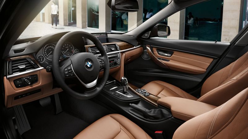 Как выбрать идеальный автомобиль BMW серии 3 F30 luxury line, не ошибиться с комплектацией и двигателем: обзор характеристик и особенностей