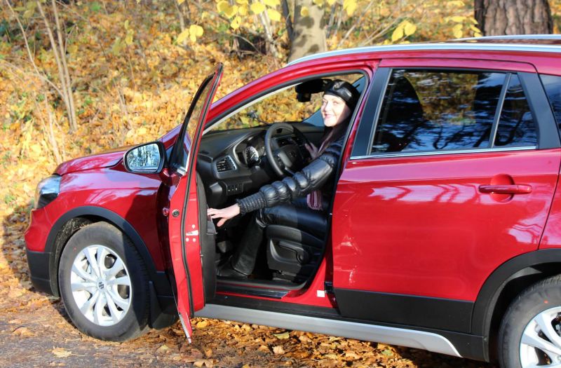 Как выбрать идеальный автомобиль Suzuki SX4: Откройте секреты выбора седана SX4