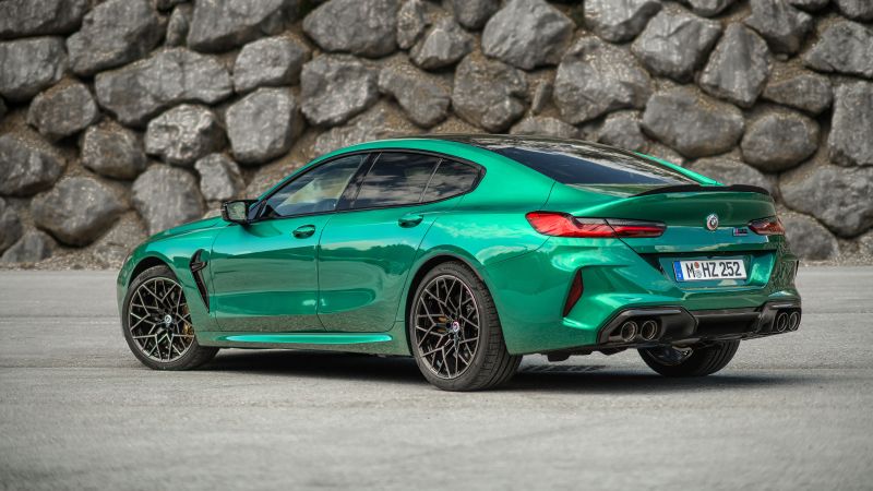 Как выбрать идеальный цвет спорткара BMW M8 Gran Coupe без 15 советов