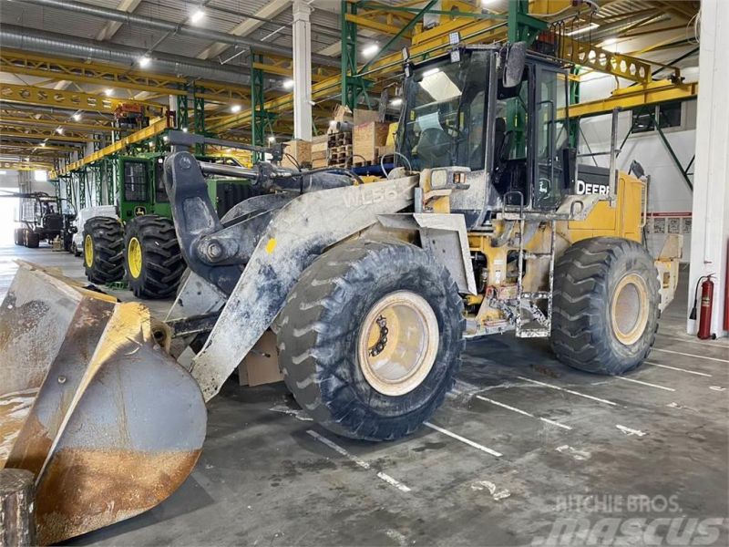 Как выбрать идеальный фронтальный погрузчик John Deere WL56: 7 советов