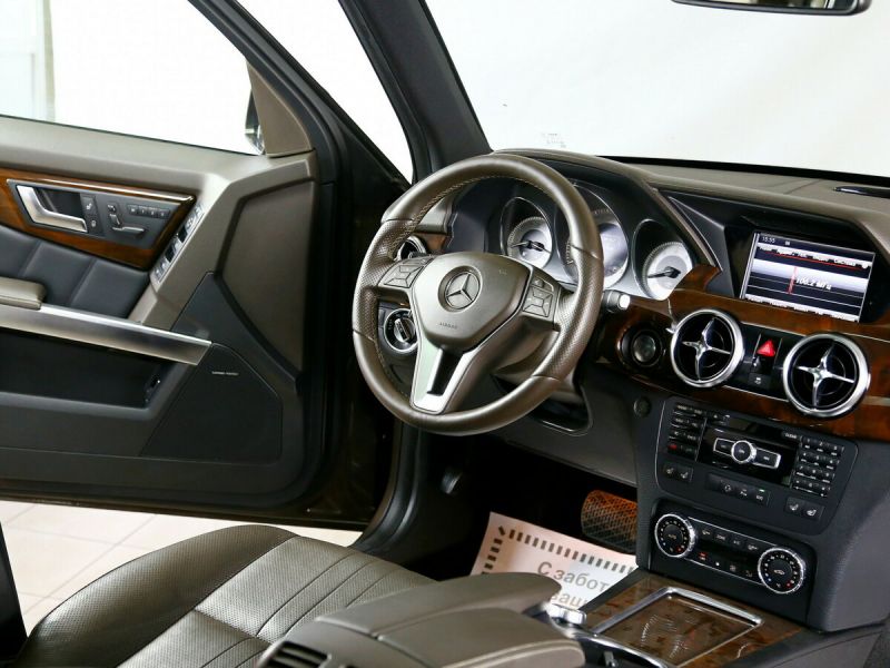 Как выбрать идеальный Mercedes-Benz GLK класс 2023 года: пора ехать
