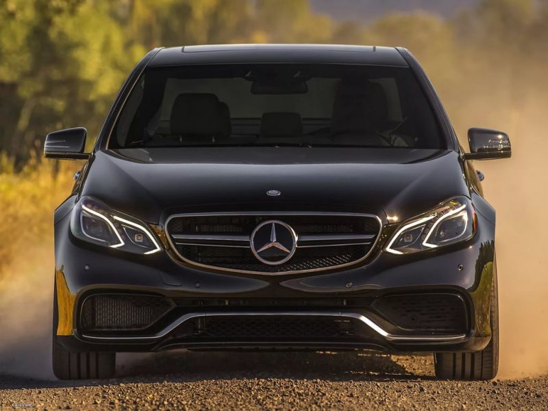 Как выбрать идеальный Мерседес Е63 AMG: полезные советы для покупателей