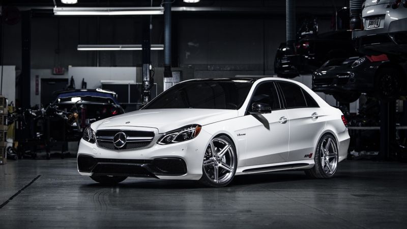 Как выбрать идеальный Мерседес Е63 AMG: полезные советы для покупателей