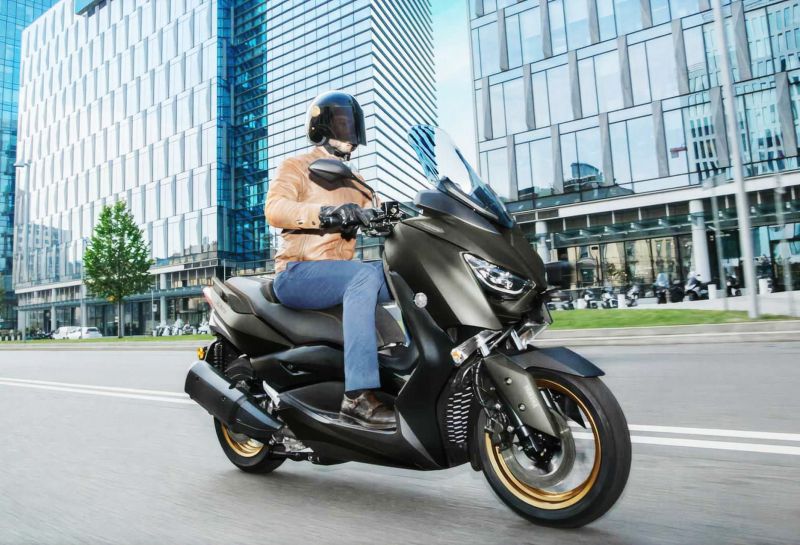 Как выбрать идеальный скутер Yamaha X-MAX: уникальные советы