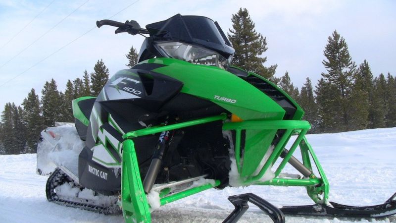 Как выбрать идеальный снегоход Arctic Cat M1100 Turbo: 15 советов для зимних приключений