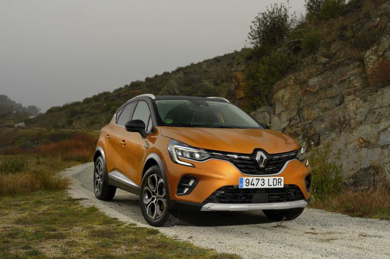 Как выбрать комплектацию Renault Captur 2023: все, что нужно знать о новом кроссовере