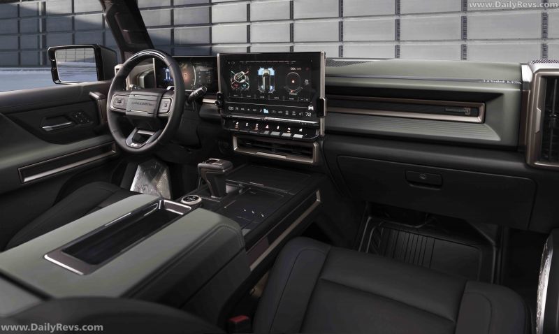 Как выглядит новый Hummer 2023 года: заглянем в салон будущего внедорожника