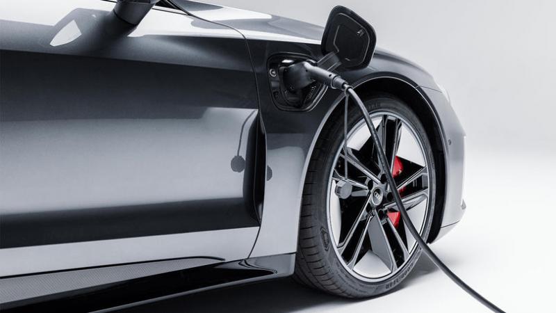 Какие секреты скрывает Audi e-tron 2023: увлекательный разбор