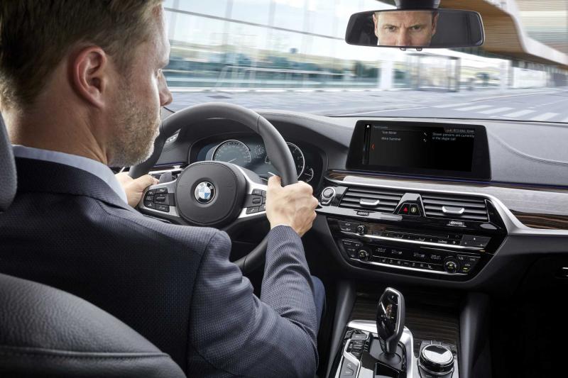 Какие секреты скрывает BMW 2 series: увлекательное путешествие в мир легендарного автомобиля