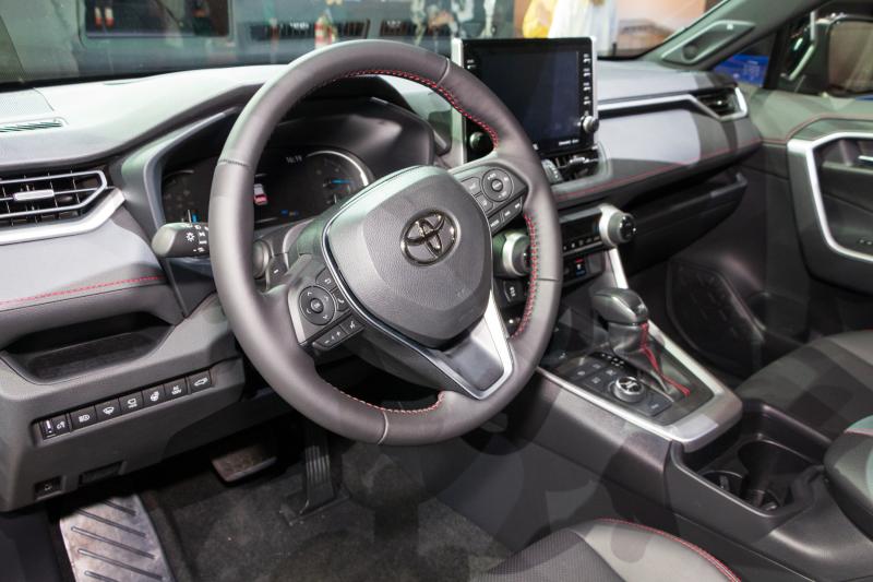 Какие секреты скрывает Toyota RAV4 2023 года выпуска