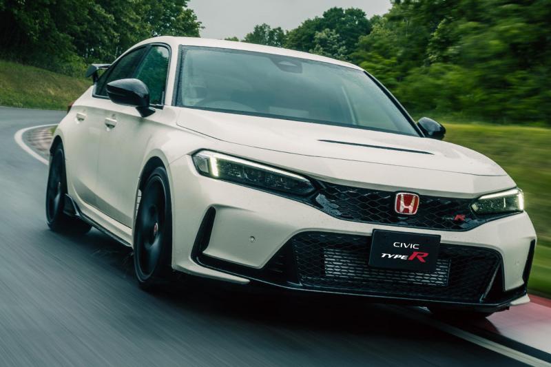 Какие удивительные особенности ждут вас в новом Honda Civic 5D 2023: Погрузитесь в мир инноваций