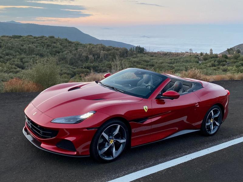 Какие удивительные возможности открывает новый Ferrari Portofino 2023: знакомство с роскошью