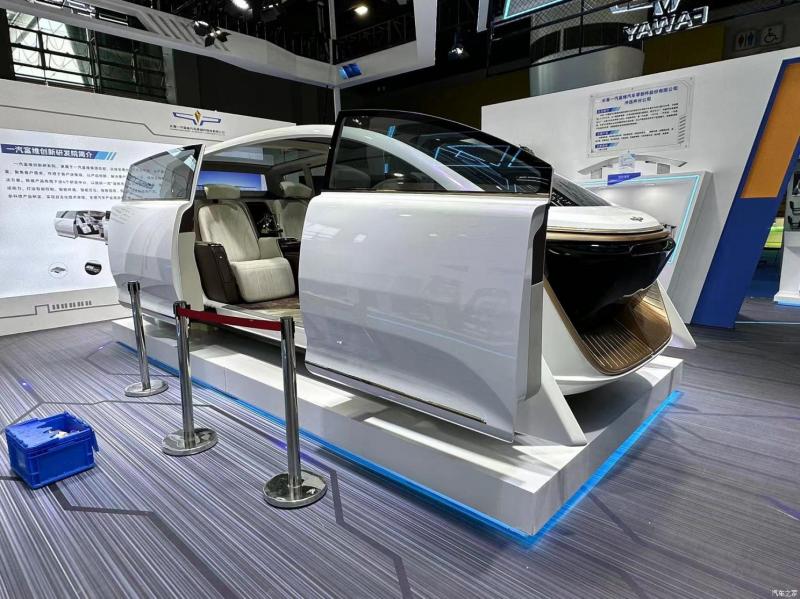 Какие удивительные возможности скрывает новый автомобиль FAW V5 2023 года. Погружаемся в уникальные технические характеристики