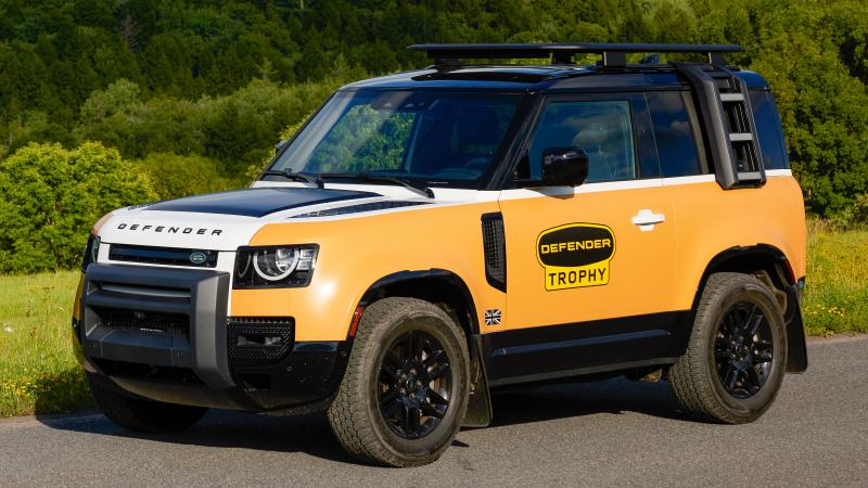 Какой мощный автомобиль удивит путешественника: Легендарный внедорожник Land Rover